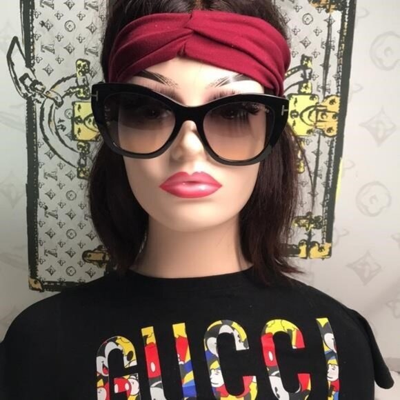 NEW Authentic Tom Ford Black Cat-Eye Sunglasses TF940 01B - Picture 5 of 11